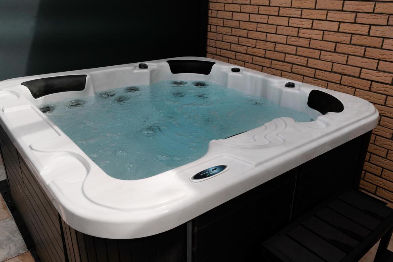 Goldhouse - Sauna, Whirlpool, Switch, Darts & Mehr อันแดร์นาค ภายนอก รูปภาพ